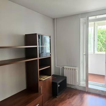 Продается 1-комнатная квартира, 35 м²