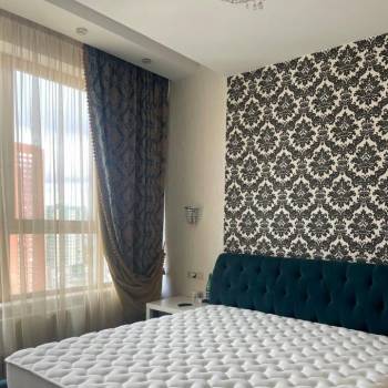 Продается 3-х комнатная квартира, 130 м²