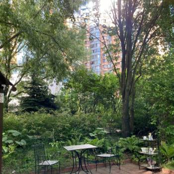 Продается Многокомнатная квартира, 200 м²