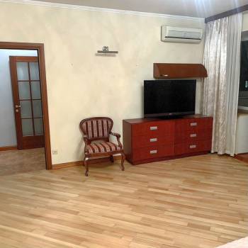 Продается Многокомнатная квартира, 121,5 м²
