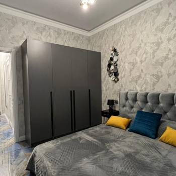 Сдается 1-комнатная квартира, 43 м²