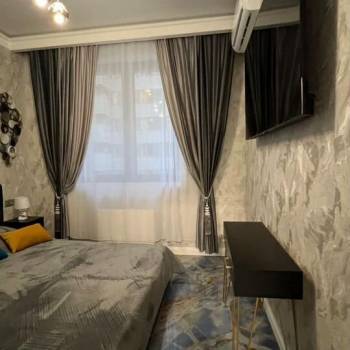 Сдается 1-комнатная квартира, 43 м²
