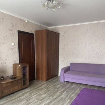 Сдается 1-комнатная квартира, 40 м²