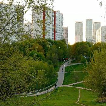 Продается 1-комнатная квартира, 65 м²
