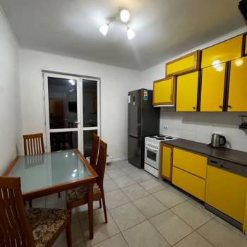 Сдается 2-х комнатная квартира, 60 м²