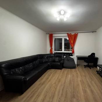 Сдается 2-х комнатная квартира, 60 м²