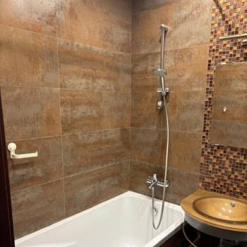 Сдается 2-х комнатная квартира, 56 м²