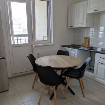 Продается 2-х комнатная квартира, 56 м²