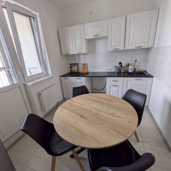 Продается 2-х комнатная квартира, 56 м²