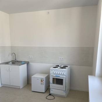 Продается 1-комнатная квартира, 41 м²