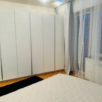 Сдается Многокомнатная квартира, 90 м²