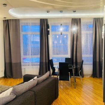 Сдается Многокомнатная квартира, 90 м²