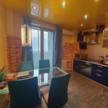 Продается 2-х комнатная квартира, 60 м²