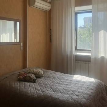 Сдается 1-комнатная квартира, 39 м²
