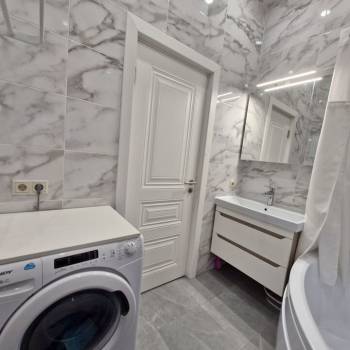 Продается 1-комнатная квартира, 35 м²
