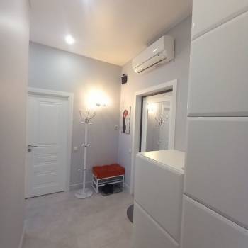 Продается 1-комнатная квартира, 35 м²