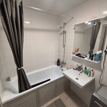Продается 3-х комнатная квартира, 53,6 м²