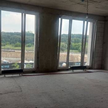 Продается 1-комнатная квартира, 72 м²