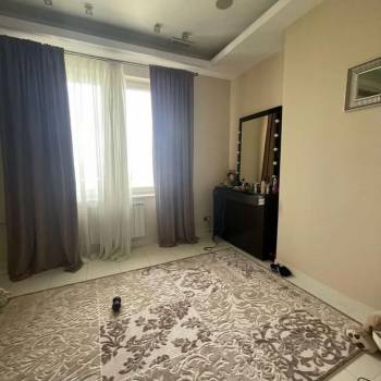 Продается Многокомнатная квартира, 174,5 м²