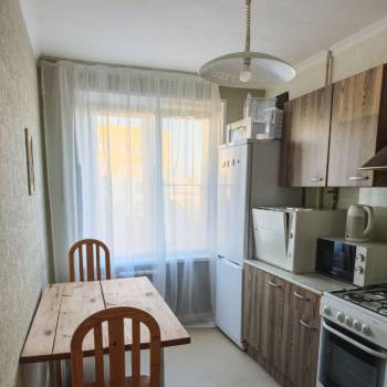Сдается 2-х комнатная квартира, 40 м²