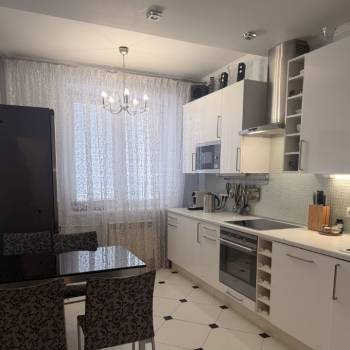 Продается 2-х комнатная квартира, 58,7 м²