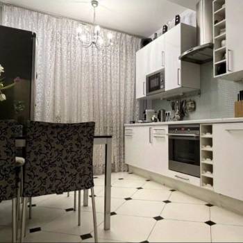 Продается 2-х комнатная квартира, 58,7 м²