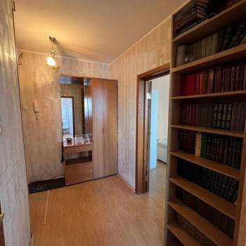Продается 1-комнатная квартира, 40 м²