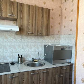 Продается 1-комнатная квартира, 40 м²