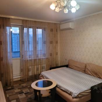 Сдается 1-комнатная квартира, 40 м²