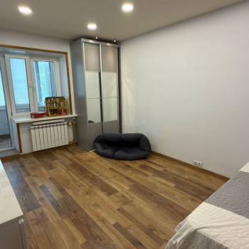 Сдается 1-комнатная квартира, 48 м²