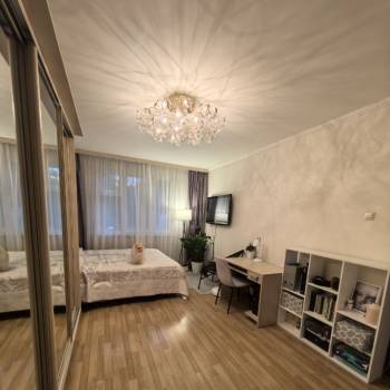Продается 1-комнатная квартира, 38,4 м²