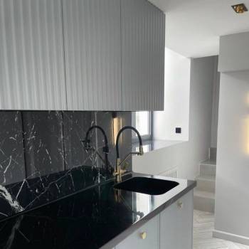 Продается 1-комнатная квартира, 40 м²