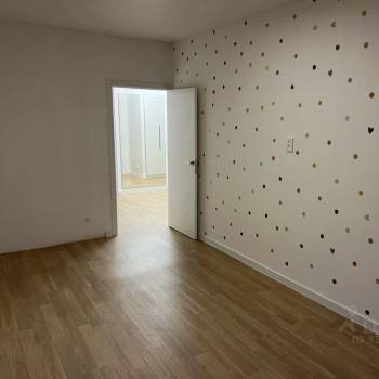 Продается 2-х комнатная квартира, 58,2 м²