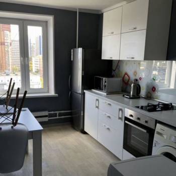 Сдается 1-комнатная квартира, 35 м²