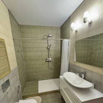 Продается 1-комнатная квартира, 44 м²