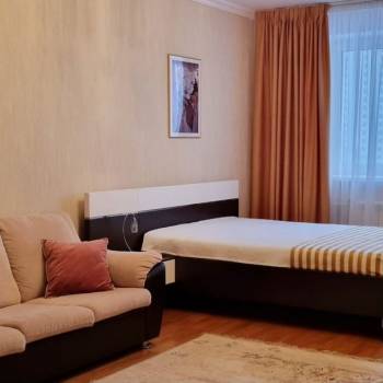 Сдается 1-комнатная квартира, 60 м²