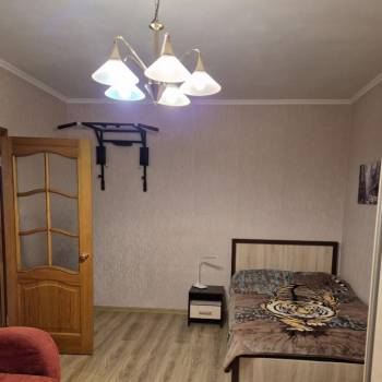 Сдается 1-комнатная квартира, 39 м²