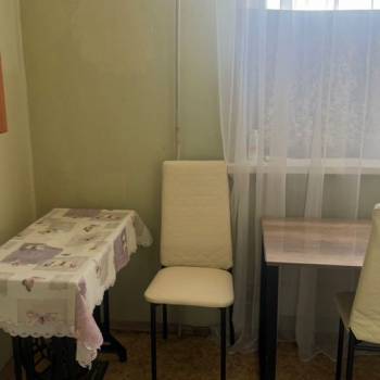 Продается 1-комнатная квартира, 39 м²