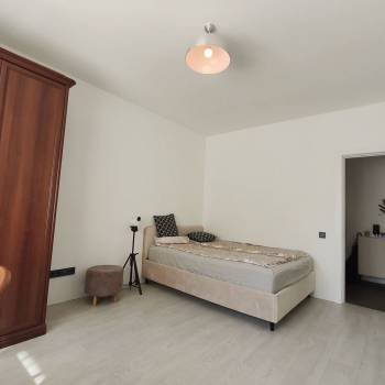 Продается 1-комнатная квартира, 39 м²