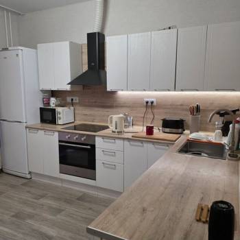 Продается 2-х комнатная квартира, 58 м²