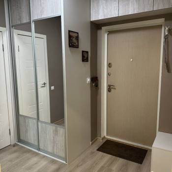 Продается 1-комнатная квартира, 37,8 м²
