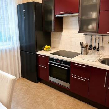 Продается Многокомнатная квартира, 79 м²