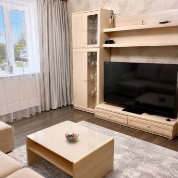 Продается Многокомнатная квартира, 79 м²