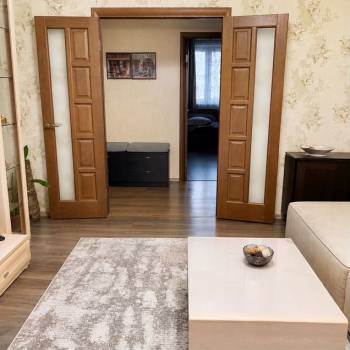 Продается Многокомнатная квартира, 79 м²
