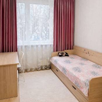 Продается Многокомнатная квартира, 79 м²