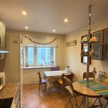 Продается 3-х комнатная квартира, 81,9 м²