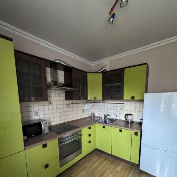 Сдается 1-комнатная квартира, 40 м²