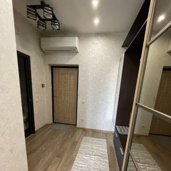 Продается 1-комнатная квартира, 35 м²