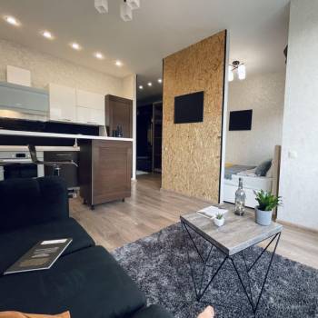 Продается 1-комнатная квартира, 35 м²