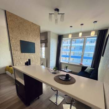 Продается 1-комнатная квартира, 35 м²